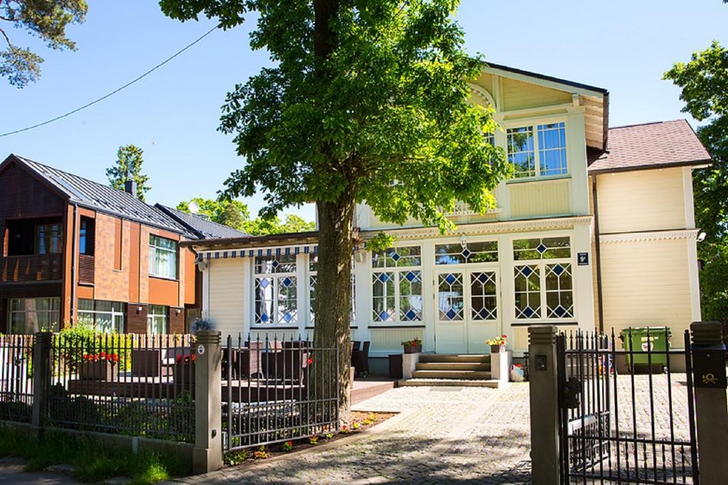 Aparte Lux Jurmala Bagian luar foto
